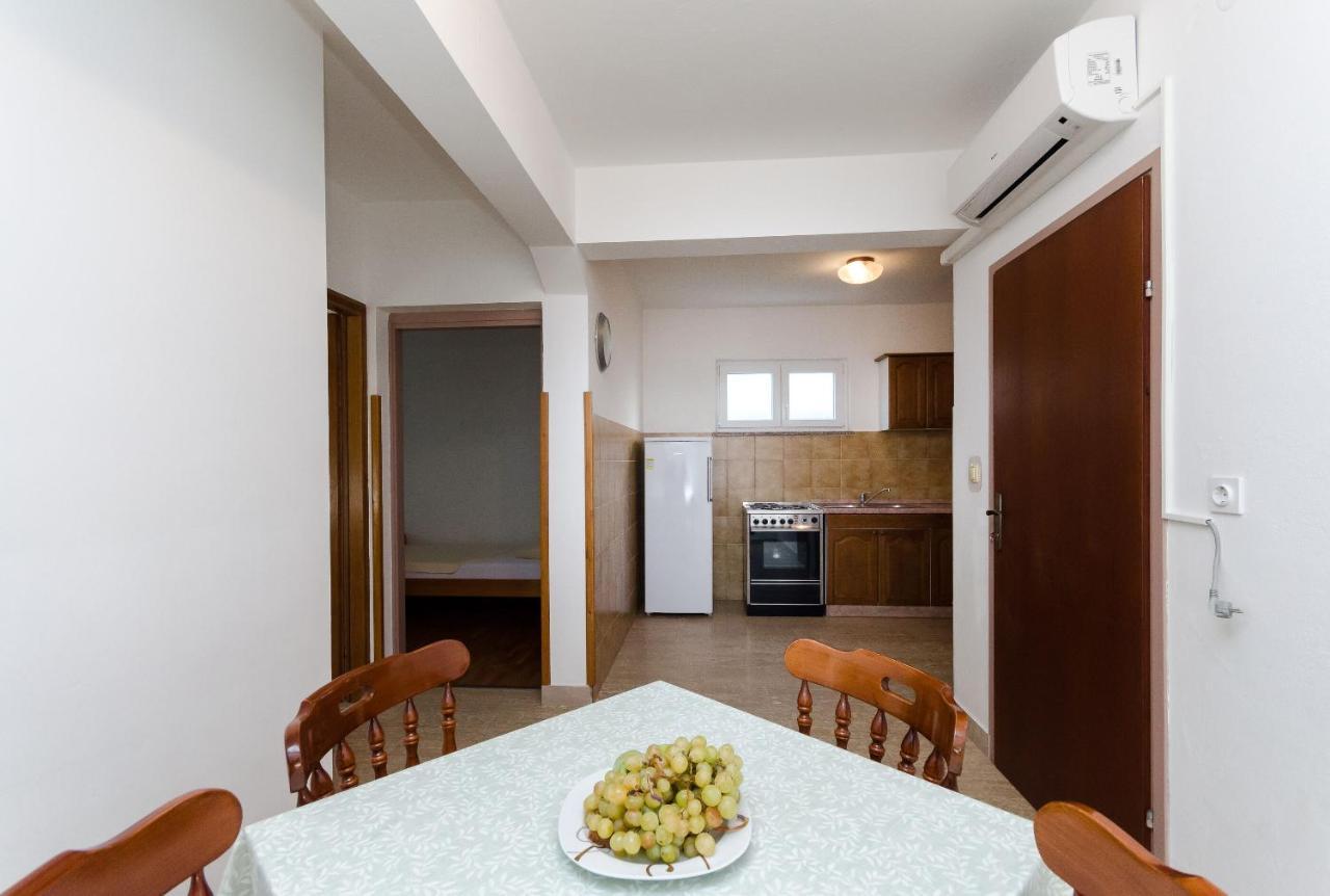 Apartments Ruza A Lopar Exterior photo